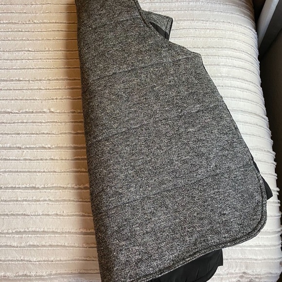 Tribal Brand Vest - XL - Picture 2 of 2